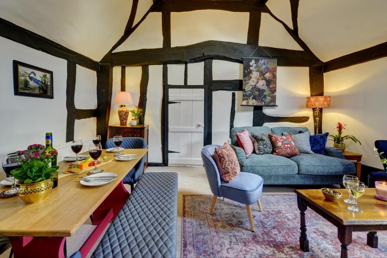Loft Cottage: Tudor Retreat Near Stratford-Upon-Avon Exterior photo